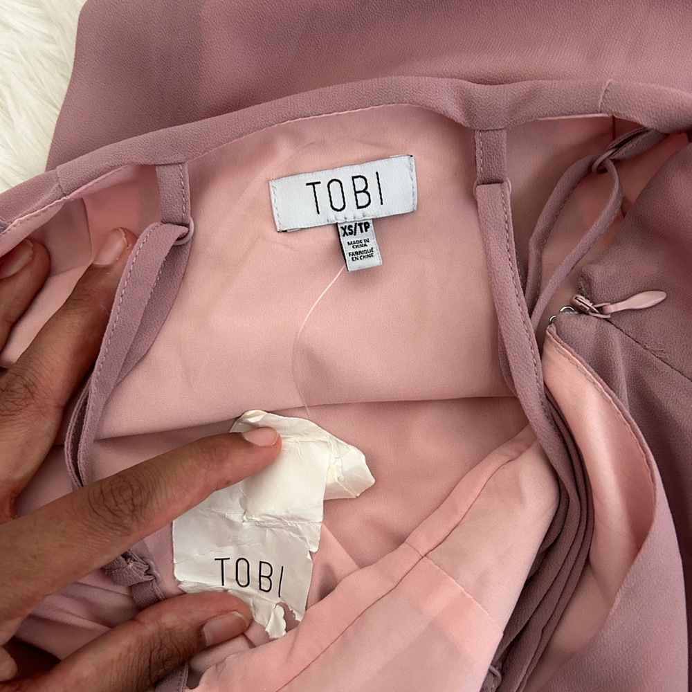 Brand new Tobi maxi formal gown in mauve xs - Picture 3 of 3
